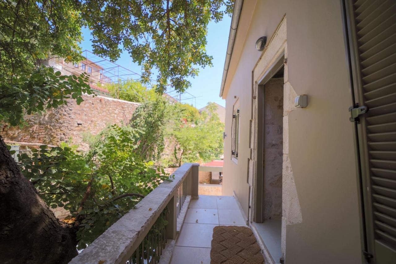 Alicelia Boutique Inn Вати Экстерьер фото