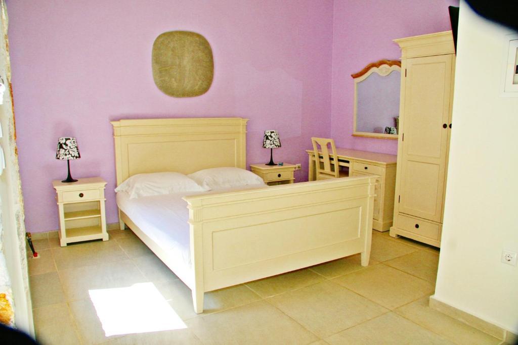 Alicelia Boutique Inn Вати Номер фото