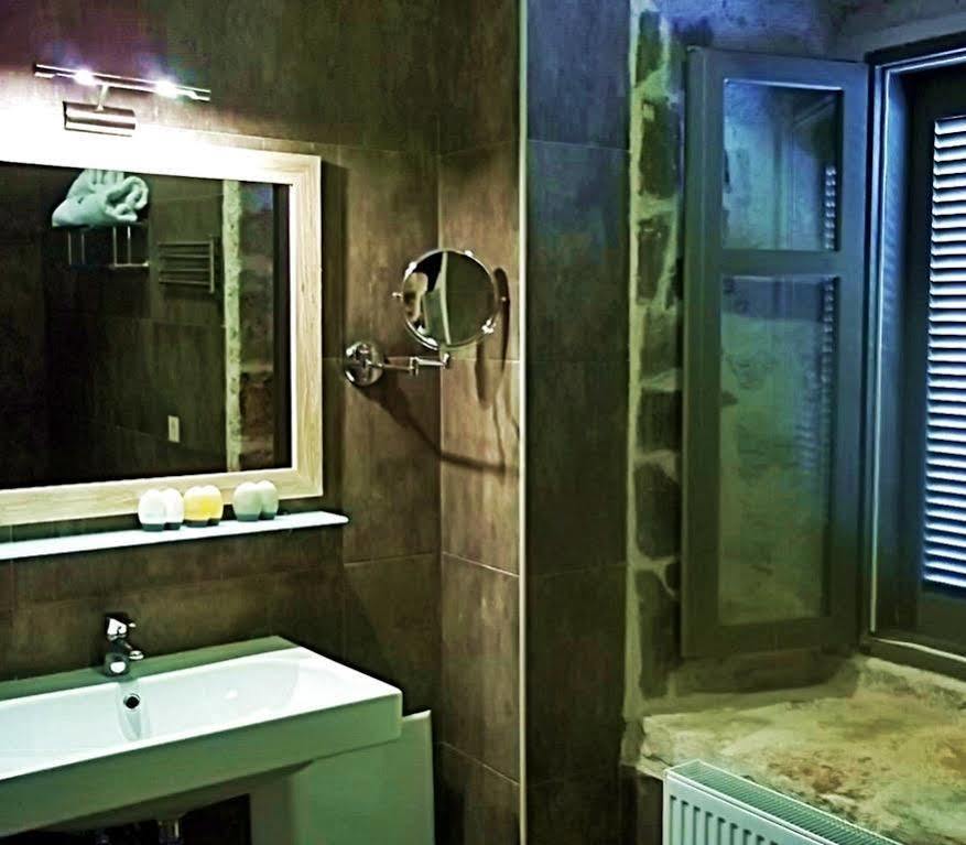 Alicelia Boutique Inn Вати Экстерьер фото
